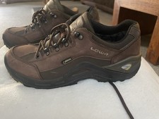 Men’s Lowa renegade II GTX walking shoe size 9