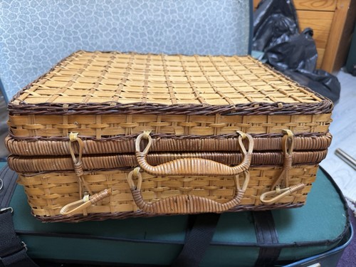 Vintage rattan wicker picnic - wicker,