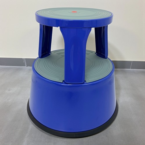 Kick step stool swift - kick,
