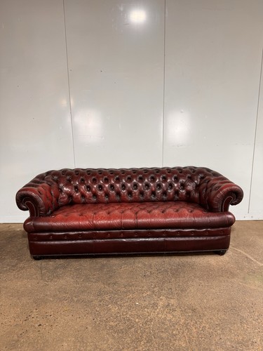 Oxblood red leather seater - oxblood,