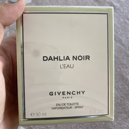 Givenchy dahlia noir eau - dahlia, l’eau