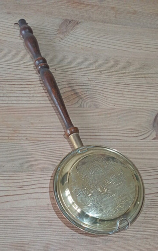 Decorative miniature brass bed