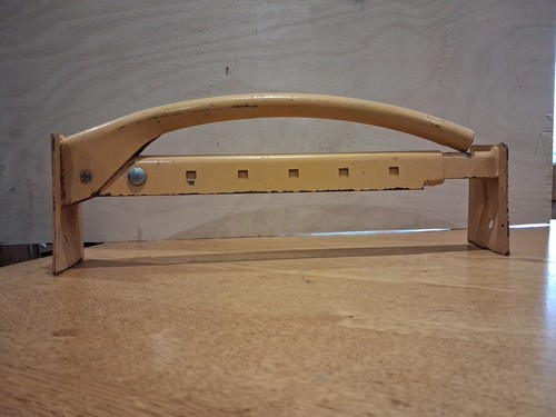 Brick lifter adjustable - brick,