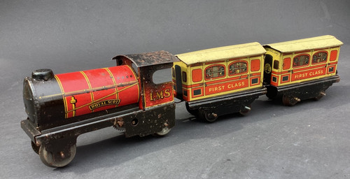Vintage tin clockwork royal - tin,