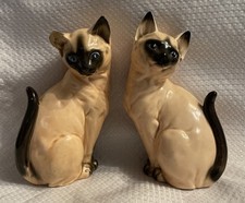Pair Of Vintage Bond Ware Imported Siamese Cats Figurines  6.5 Inch Tall