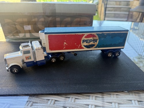 Matchbox superkings peterbilt - superkings,