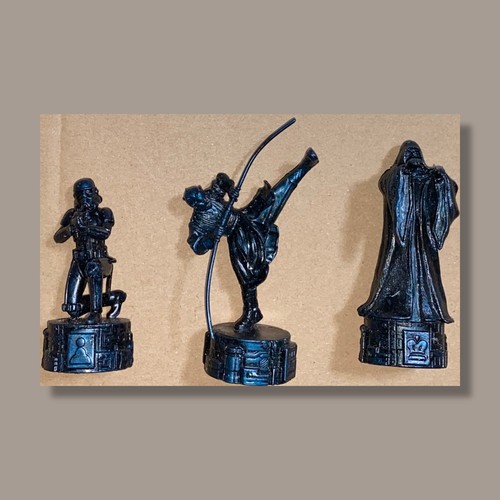 Star wars chess - pieces, lot