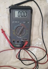 ISO-TECH IDM 93N Digital Multimeter AC DC Voltage Current Resistance