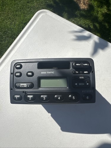 Ford 3000 traffic - ford, radio