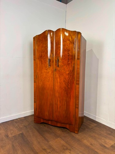 Vintage art deco style - deco, walnut
