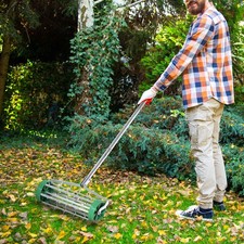 Outdoor Garden Lawn Aerator