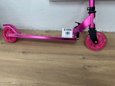 Zinc Identity Two Wheeled Folding Light Up Scooter- Broken hinge