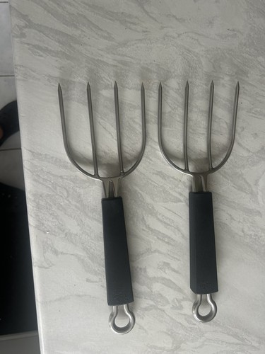 Pampered chef meat lifters - pampered,