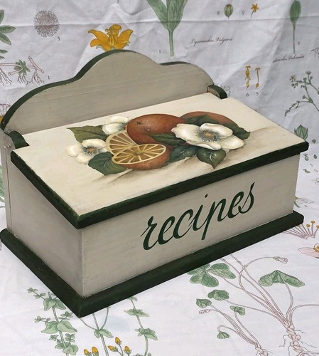 Vintage hand painted wood - hand,