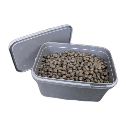Sturgeon pellets food pond - sturgeon,