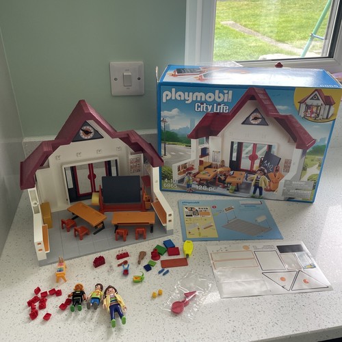 Playmobil city life - city,