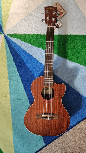 Kala tec uke tenor elec - ka,