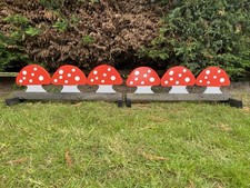 Pair of Toadstool Showjump Fillers