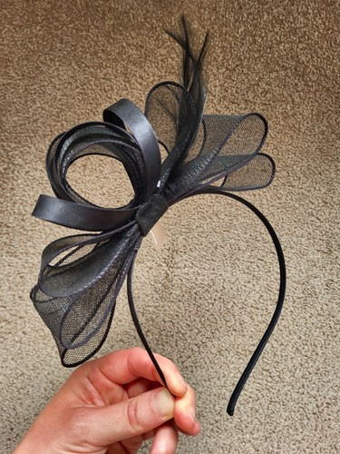 Black mesh ribbon and feather - mesh,,