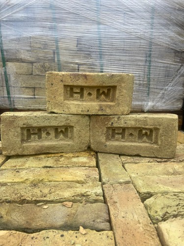Yellow stock brick 50k - stock,