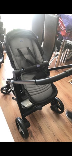Chicco travel system - chicco,