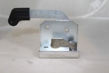 Door catch for Yanmar   B30V