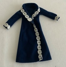 VINTAGE 1970s SINDY DOLL SIZE BLUE VELOUR & LACE DRESSING GOWN HOUSECOAT NO DOLL