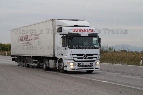 Truck photo mercedes benz - truck,
