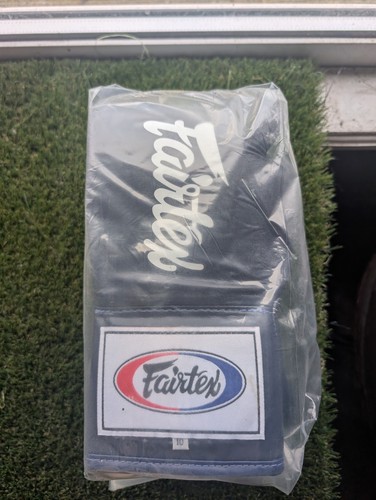 Fairtex laceup gloves 10oz - fairtex,