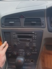 2002 volvo v70 - stereo, radio