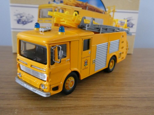 Corgi rotherham fire brigade - corgi,