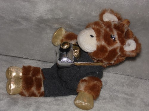 Giraffe soft toy - h&m,