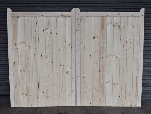 Wooden driveway gates framed - driveway,