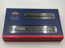 Bachmann OO Gauge 32-286 Class 101 Two Car DMU BR Green DCC Ready