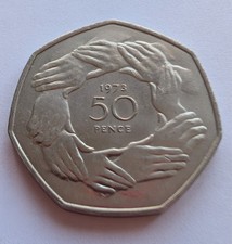 GB 1973 Entry to EEC Hands Old 50p - Nice Circulated Condition