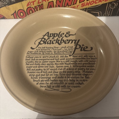 Apple blackberry pie plate - apple,