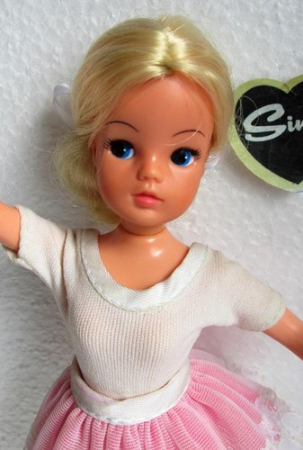 Gorgeous vintage ballerina - gorgeous,