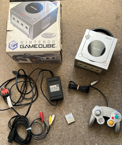 Nintendo gamecube silver - gamecube,