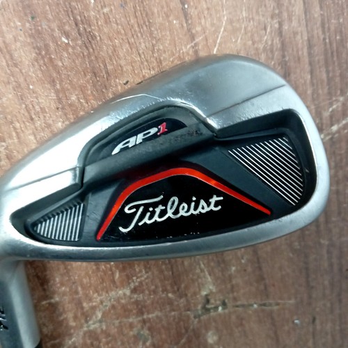 Left handed titleist - ap1, 712
