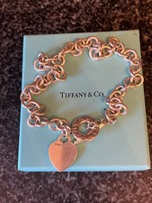 Tiffany & Co.Heart tag Toggle Necklace 16" Box and Pouch