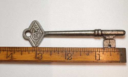 Antique skeleton key solid - antique,