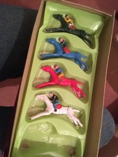 SET OF 4 ORIGINAL ESCALADO LEAD HORES BY CHAD VALLEY, SOME WEAR