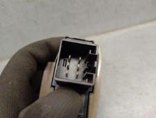 30658696 rear window control