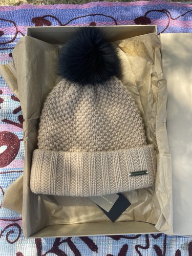 Bnwt burberry camel knitted - burberry,