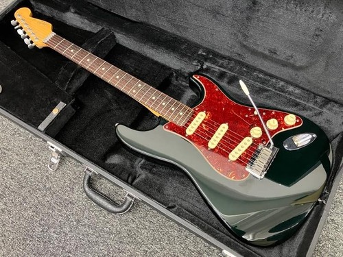Fender strat plus - fender, plus?