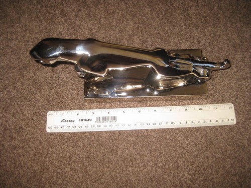 Large leaping jaguar - 12",