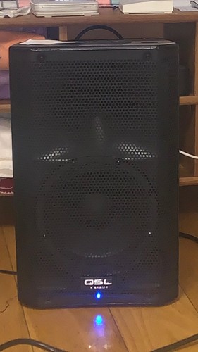 Qsc activespeaker xlr power - qsc,
