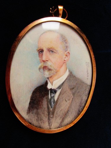 Stunning signed miniature - stunning,