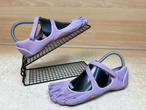 Vibram five fingers - vibram,