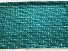 Green Floral & Strawberry Cotton Fabric 89x144cm – Vintage Style Material